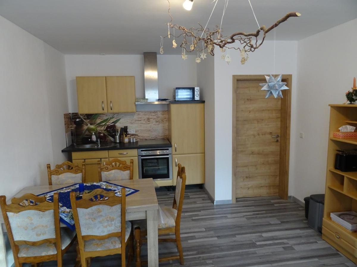 Ferienwohnung Fam. Schwind Rottendorf Exteriör bild